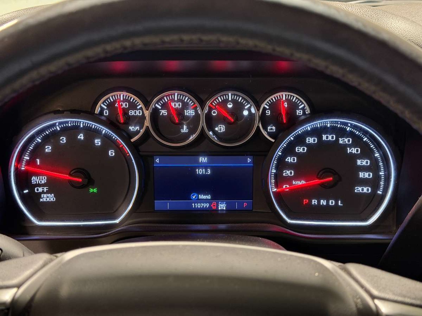 Chevrolet SILVERADO 5.3 LT TRAILBOSS 4X4 Z71 AT 4P 2020 - Imagen 14 de 17