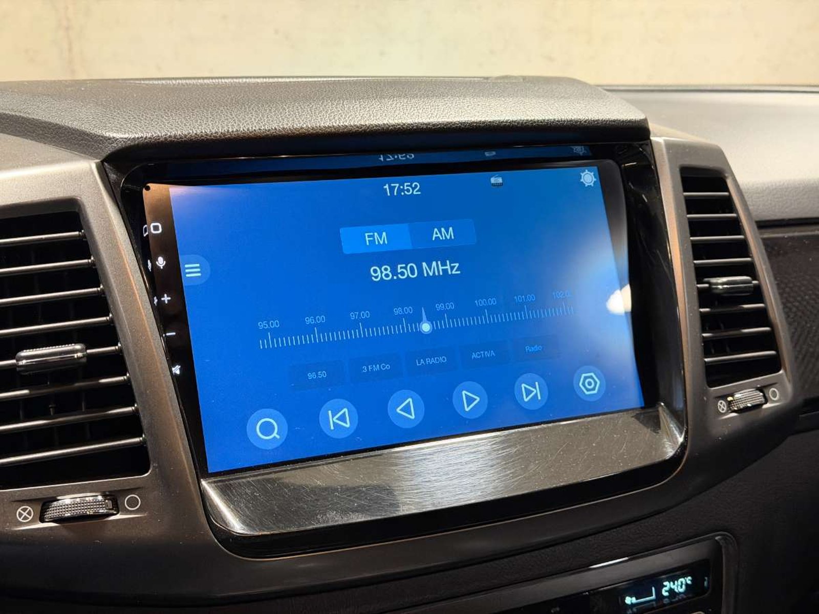 SsangYong MUSSO 2.2 LIMITED TD DIESEL 4WD AT6 4P 2022 - Imagen 17 de 20