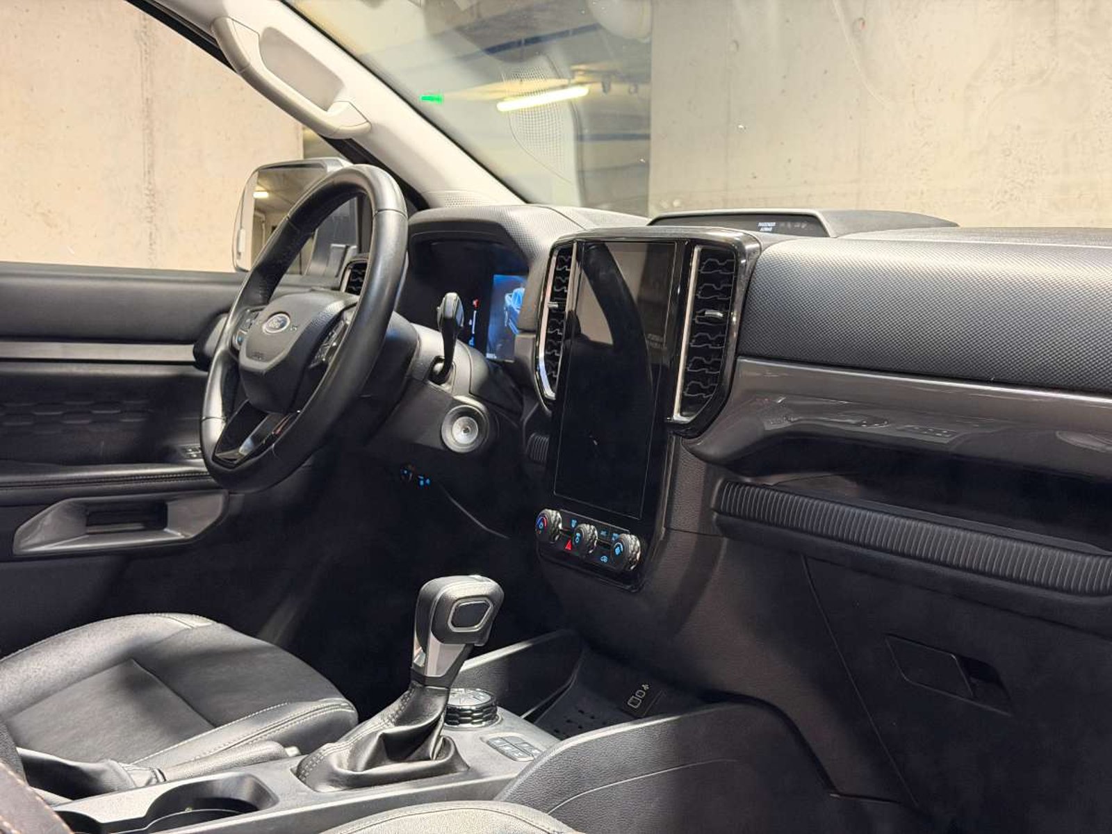 Ford RANGER 2.0 XLT DIESEL 4X4 DOB. CAB. AT 4P 2025 - Imagen 12 de 19