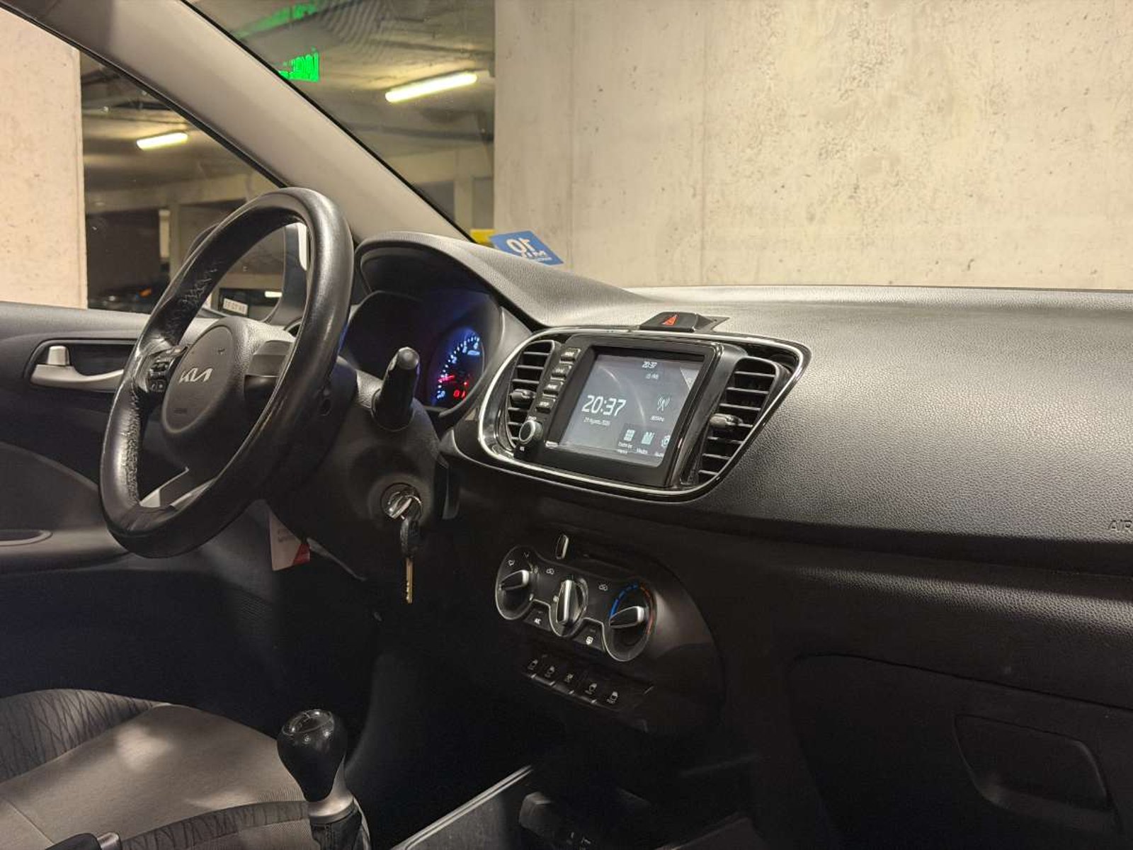 Kia SOLUTO 2024 - Imagen 10 de 18