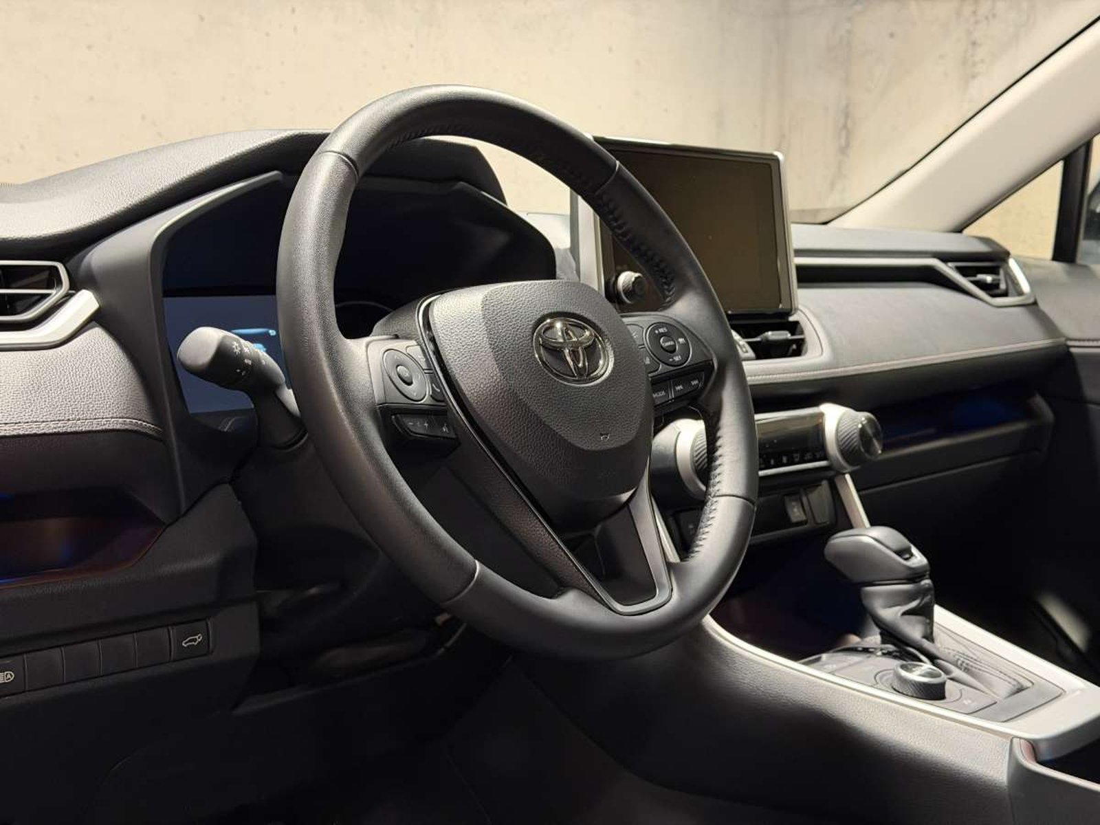 Toyota RAV4 2.5 LIMITED HYBRID HV 4X4 CVT AT 5P 2025 - Imagen 13 de 20