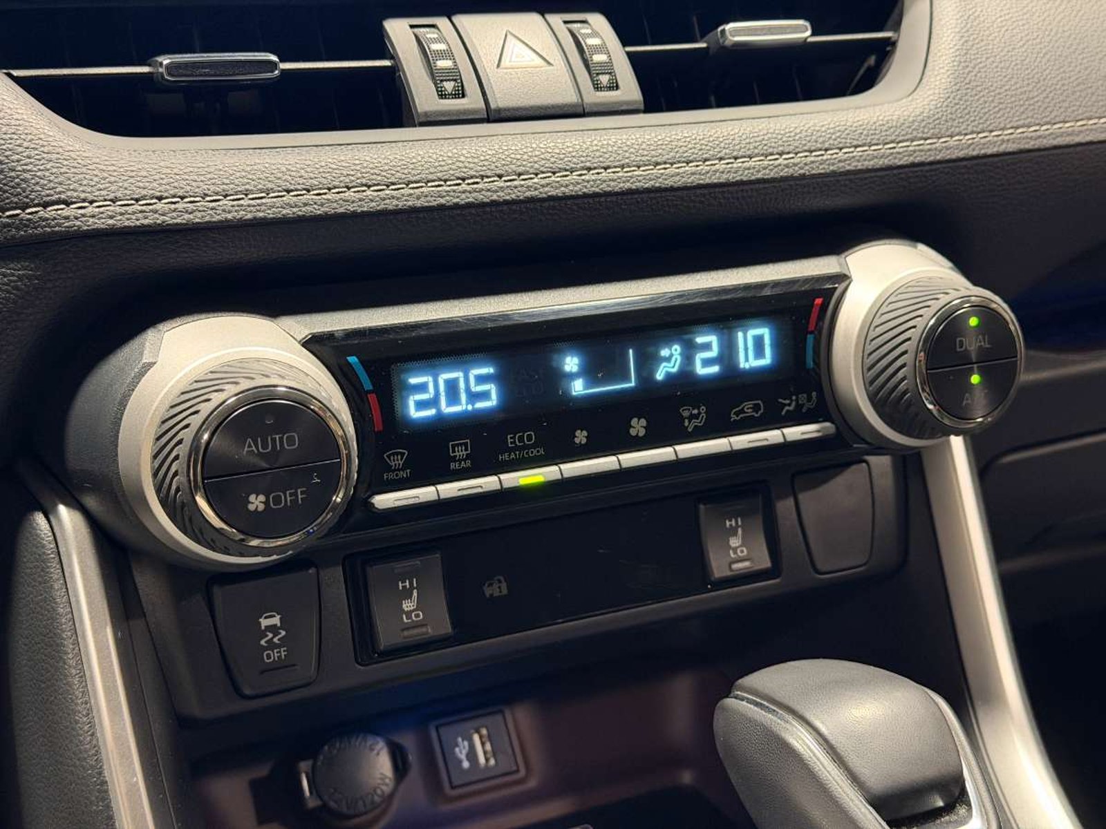 Toyota RAV4 2.5 LIMITED HYBRID HV 4X4 CVT AT 5P 2025 - Imagen 20 de 20