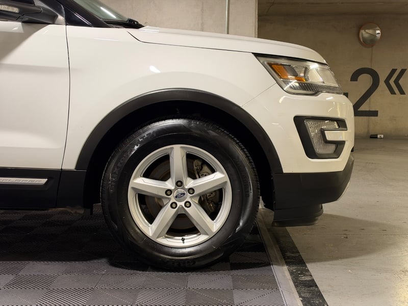 Ford EXPLORER 3.5 XLT 4X2 AT 5P 2018 - Imagen 7 de 20