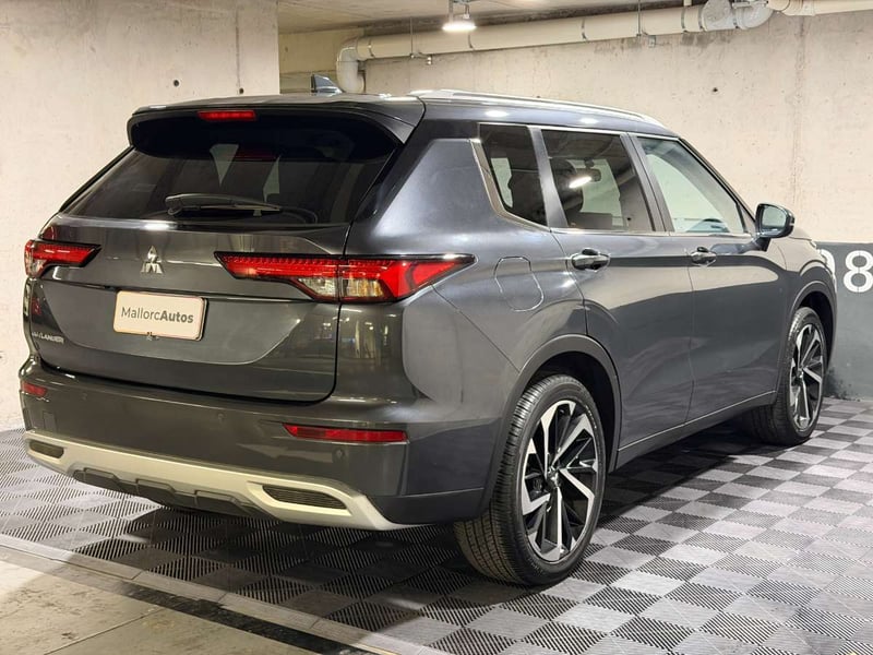 Mitsubishi OUTLANDER 2.5 GLX P 4X2 AT 5P 2025 - Imagen 6 de 20