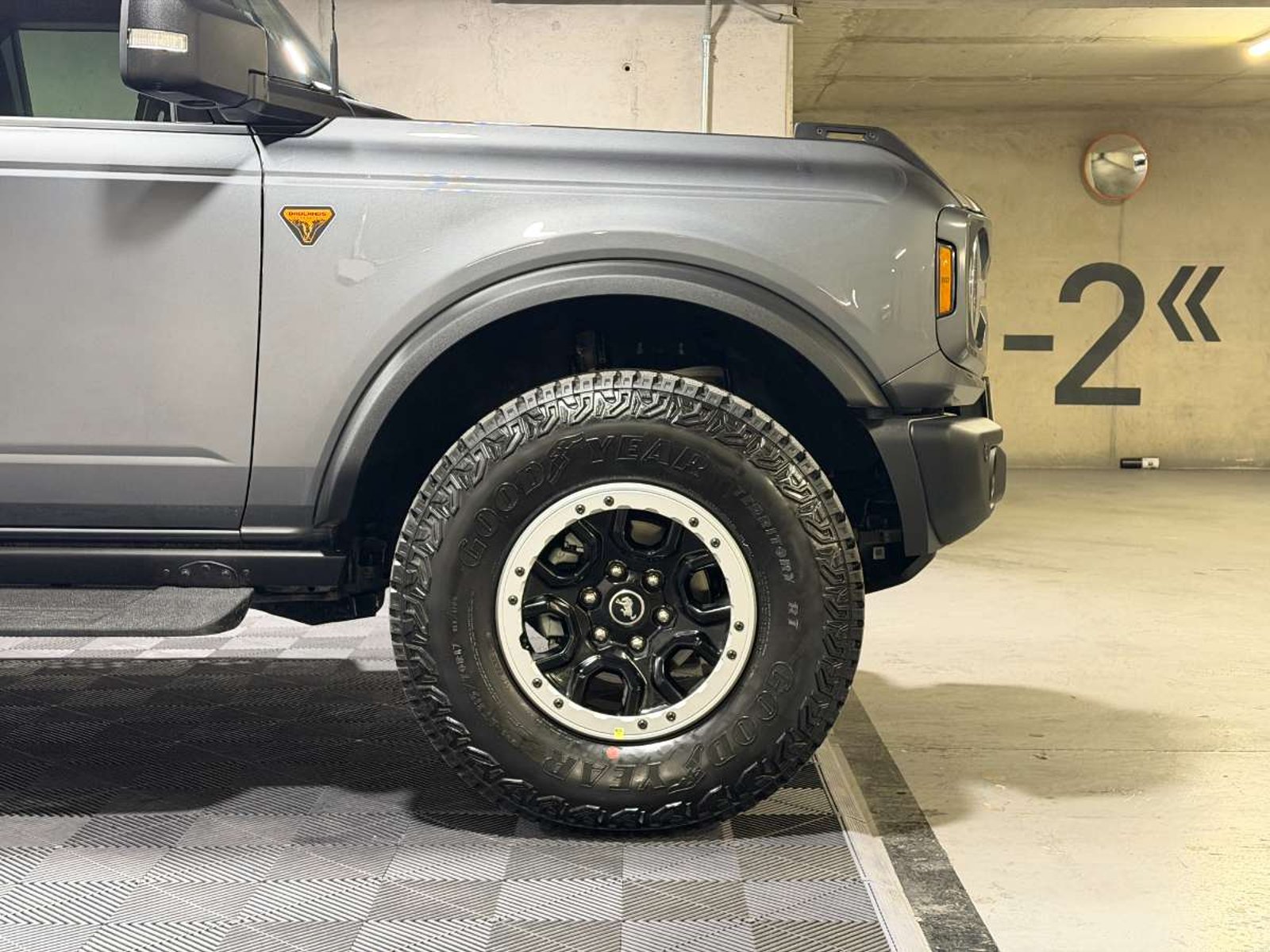 Ford BRONCO 2.7 BADLANDS 4WD AT 5P 2026 - Imagen 7 de 18