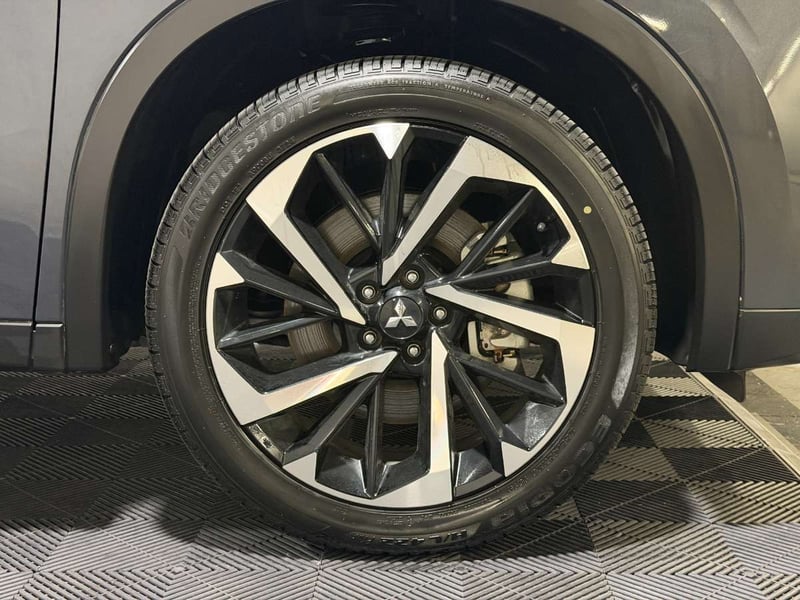Mitsubishi OUTLANDER 2.5 GLX P 4X2 AT 5P 2025 - Imagen 8 de 20