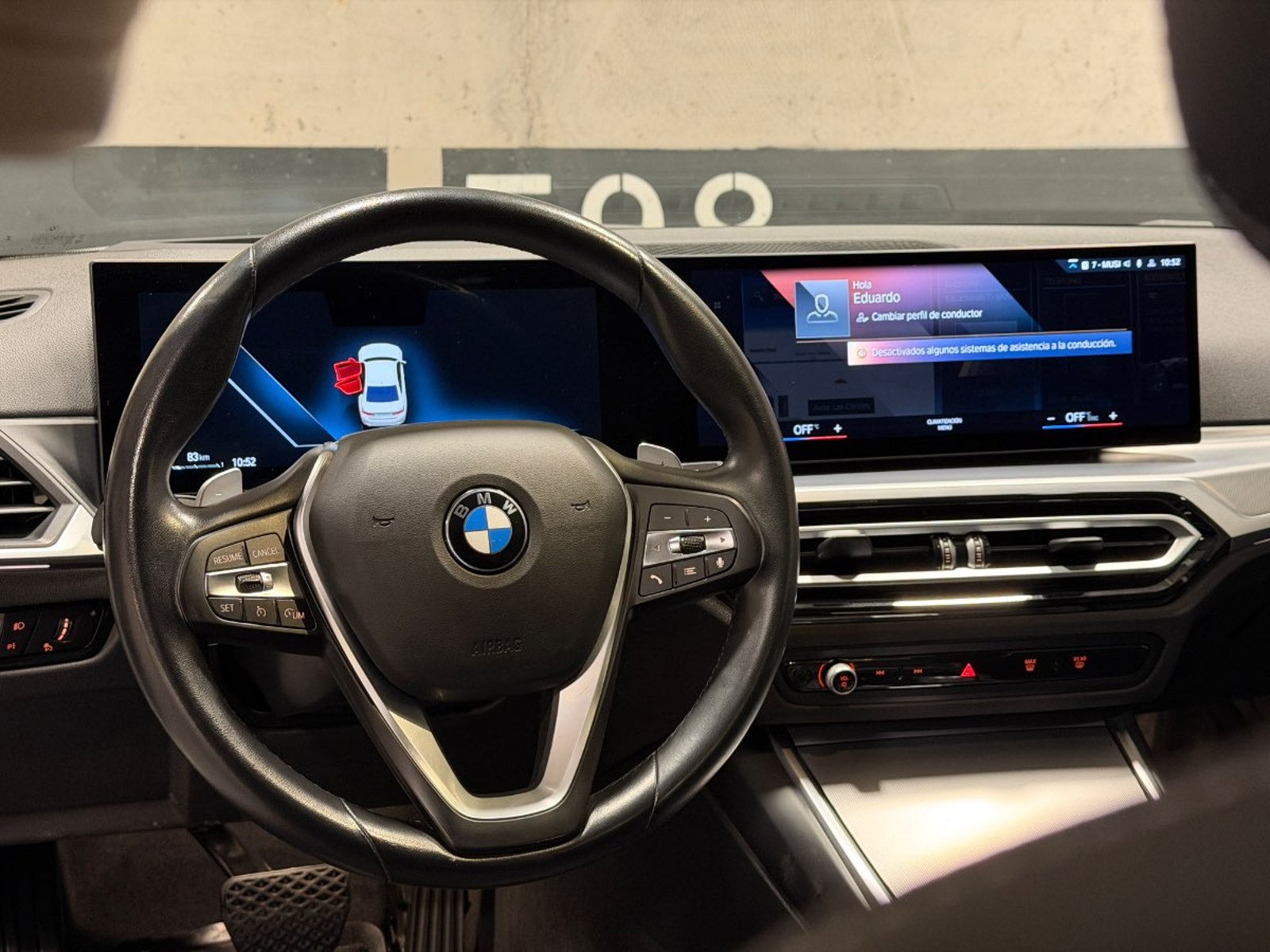 BMW 320 2023 - Imagen 14 de 20