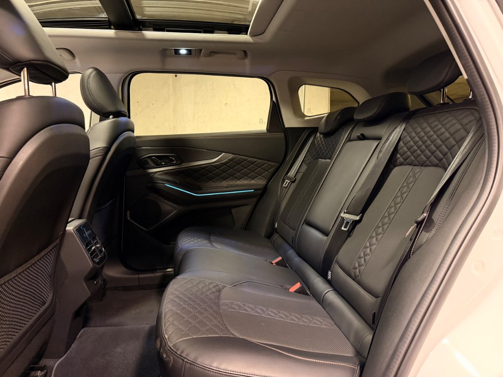 Exeed TXL 2.0T UNLIMITED AWD DCT AT 5P. 2.0T UNLIMITED AWD DCT AT 5P 2023 - Imagen 11 de 20