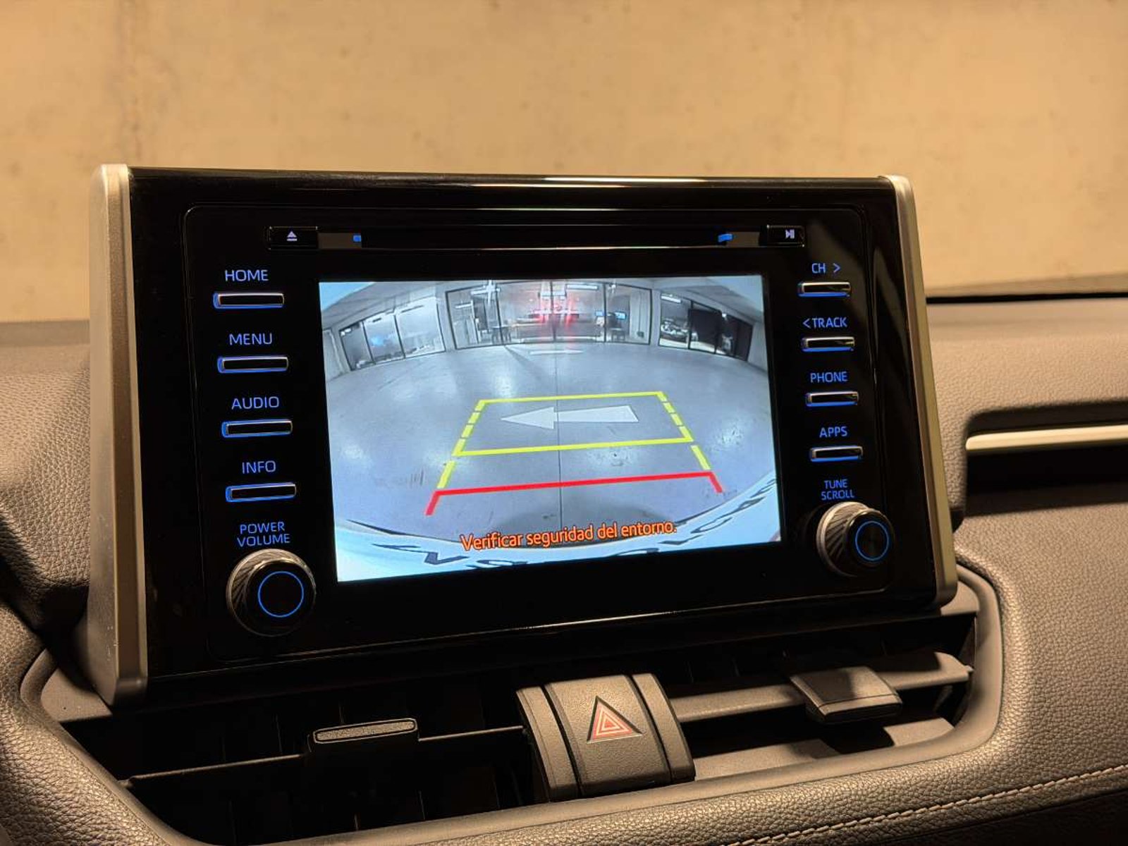 Toyota RAV4 2.5 XLE HYBRID HV 4X2 CVT AT 5P 2021 - Imagen 18 de 20