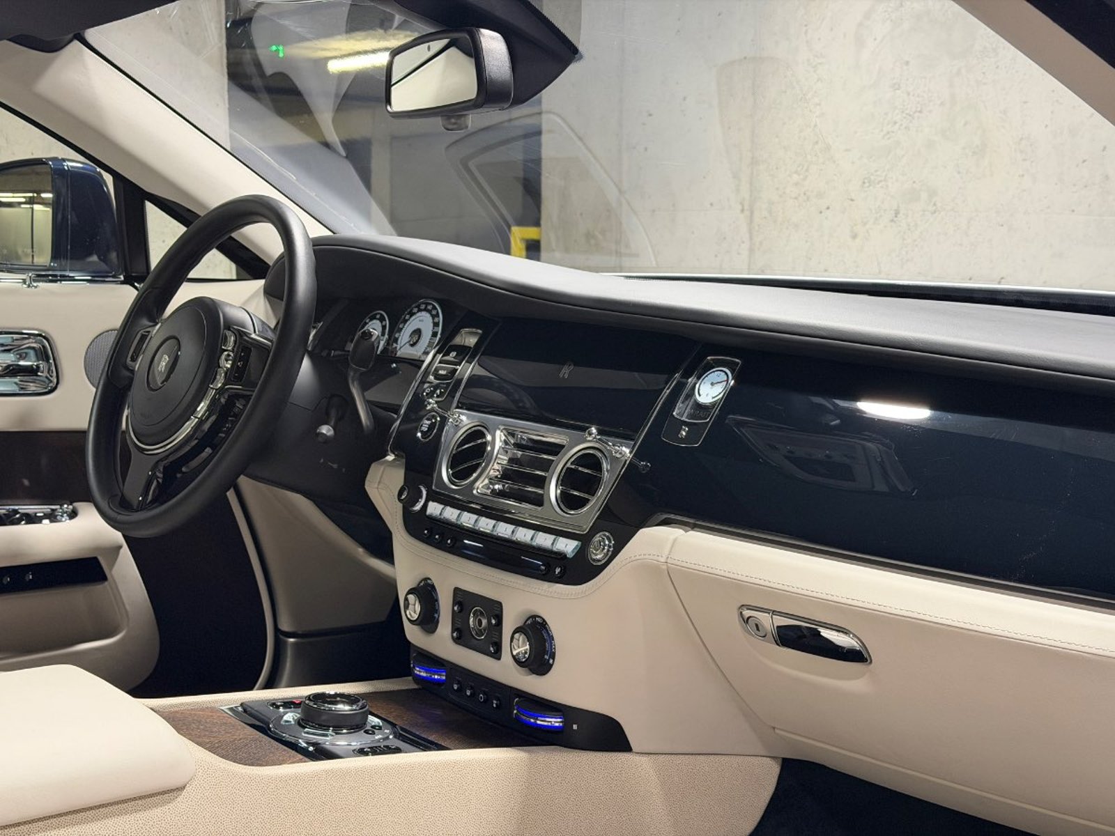 Rolls-Royce Wraith 2015 - Imagen 12 de 18