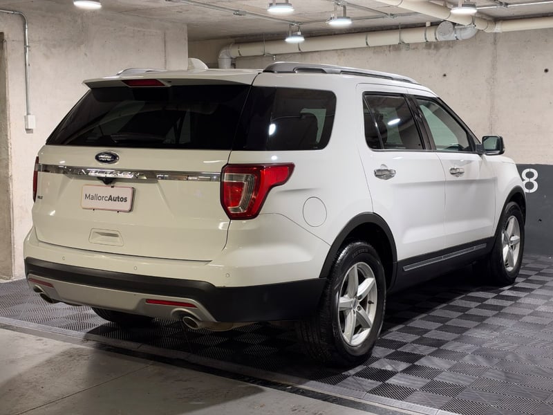Ford EXPLORER 3.5 XLT 4X2 AT 5P 2018 - Imagen 6 de 20