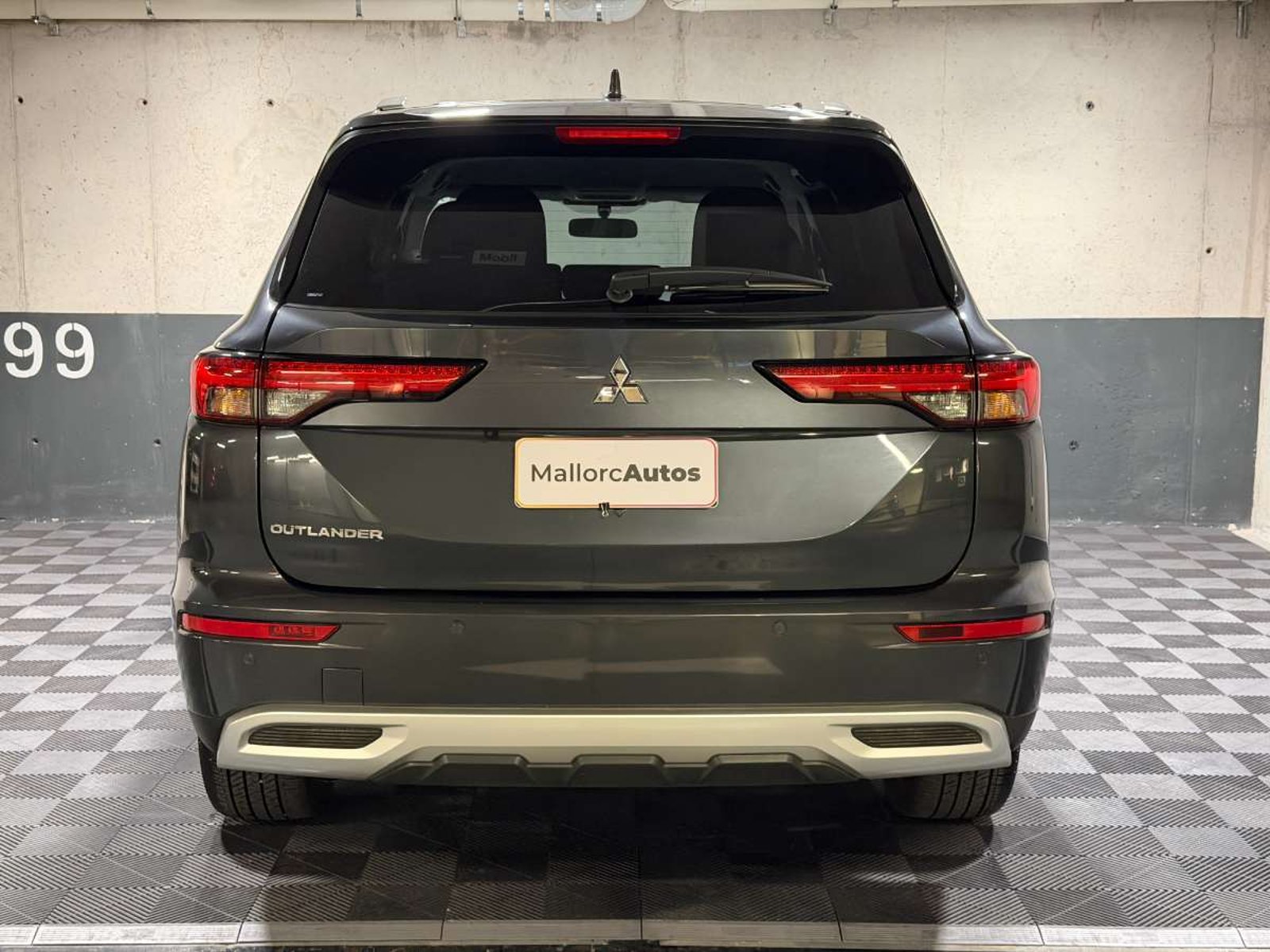 Mitsubishi OUTLANDER 2.5 GLX P 4X2 AT 5P 2025 - Foto 5 de 20