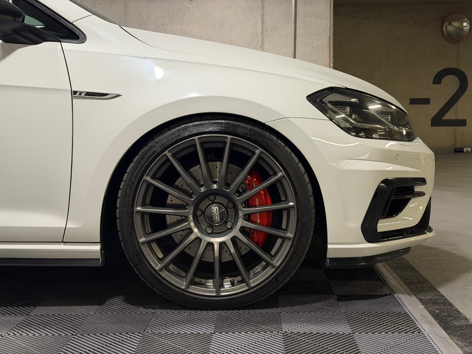 VOLKSWAGEN GOLF 2.0 R TSI 4X4 AT 5P 2021 - Imagen 7 de 20