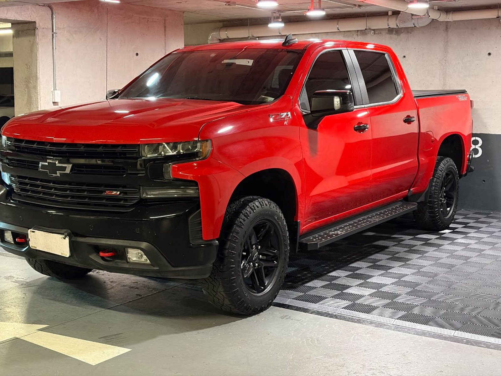 Chevrolet SILVERADO 5.3 LT TRAILBOSS 4X4 Z71 AT 4P 2022 - Foto 2 de 18