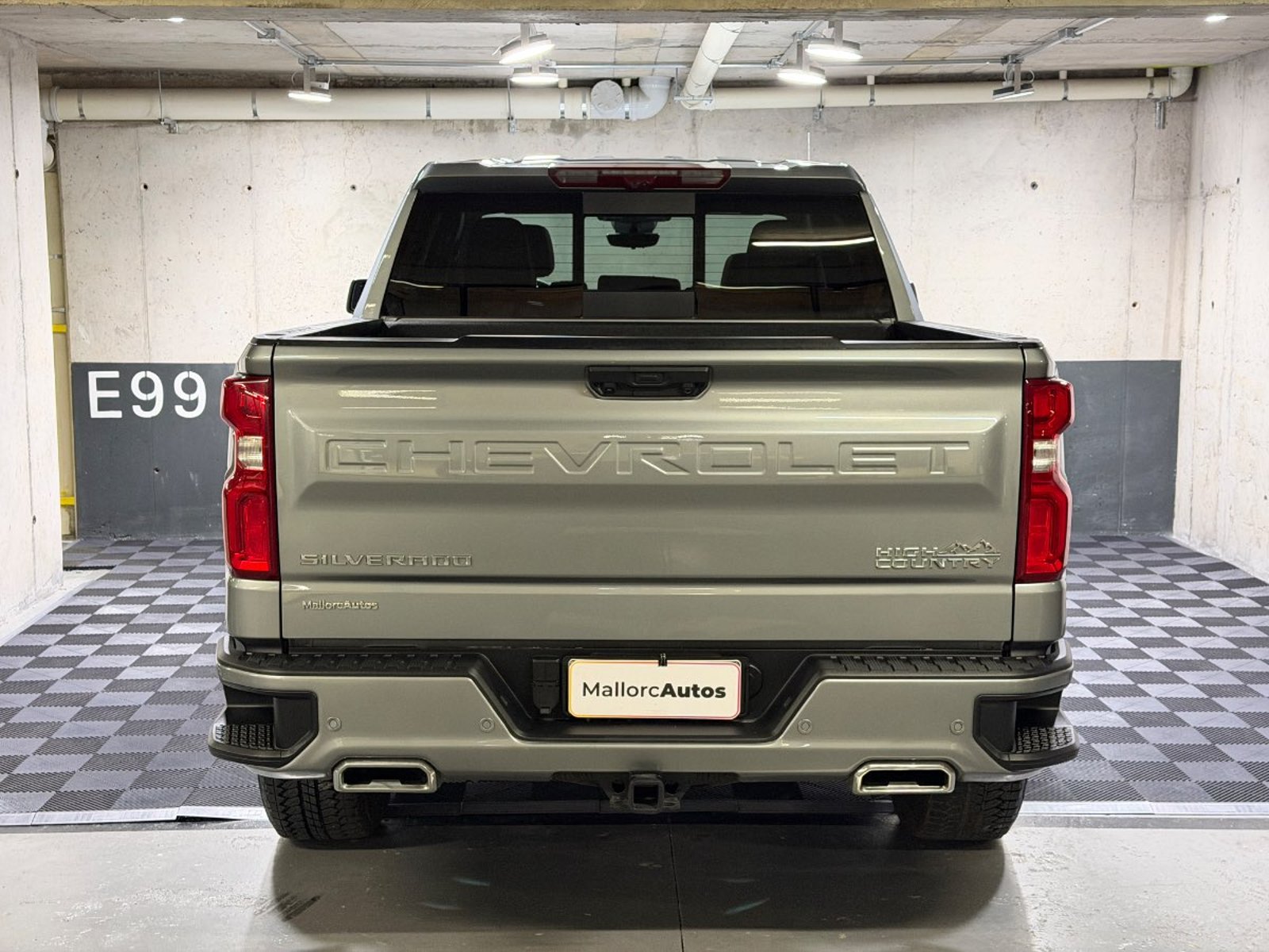 Chevrolet SILVERADO 3.0TD HIGH COUNTRY AUTO DC 4WD R 3.0TD HIGH COUNTRY AUTO DC 4WD R 2025 - Foto 5 de 20
