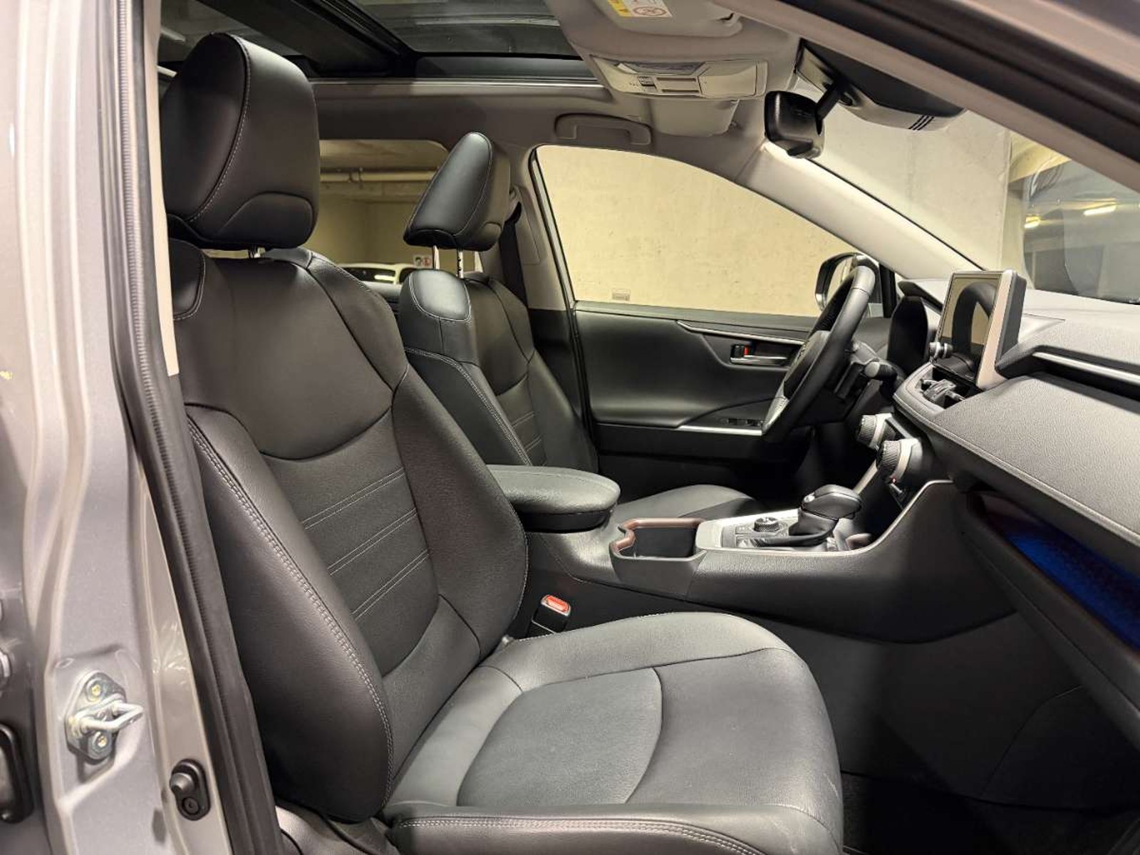 Toyota RAV4 2.5 LIMITED HYBRID HV 4X4 CVT AT 5P 2025 - Imagen 9 de 20