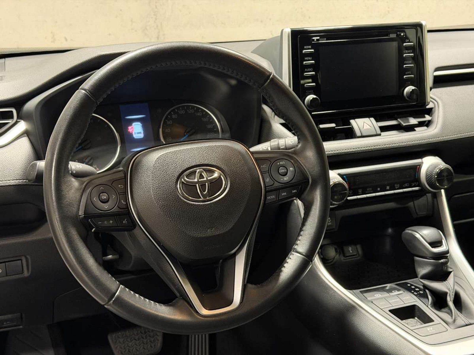 Toyota RAV4 2.5 XLE HYBRID HV 4X2 CVT AT 5P 2021 - Imagen 14 de 20