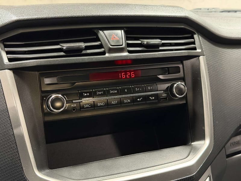 Maxus T60 2.8 DX DIESEL DOB. CAB 4X2 6MT 4P 2023 - Imagen 17 de 19