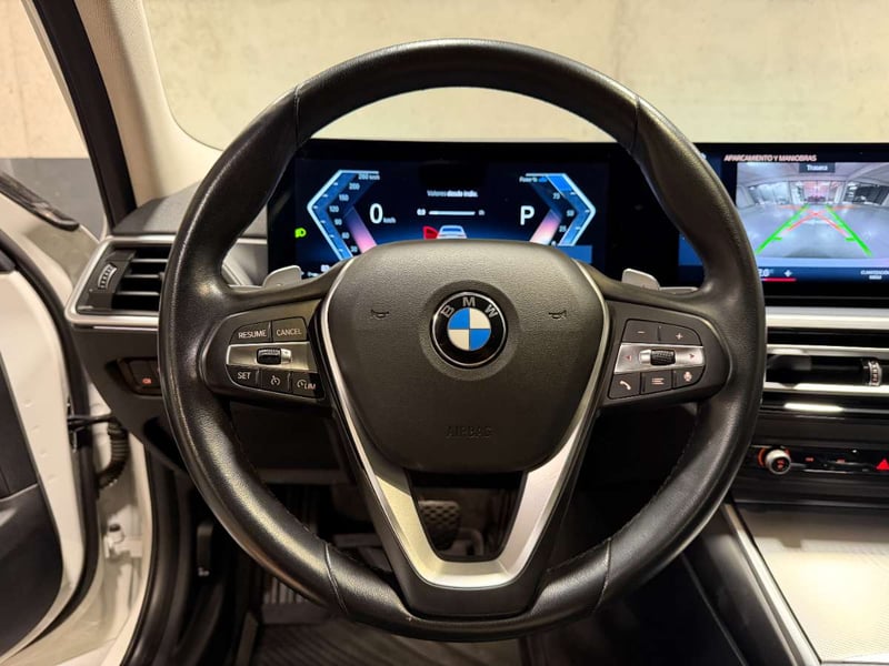 BMW 320 2023 - Imagen 15 de 20