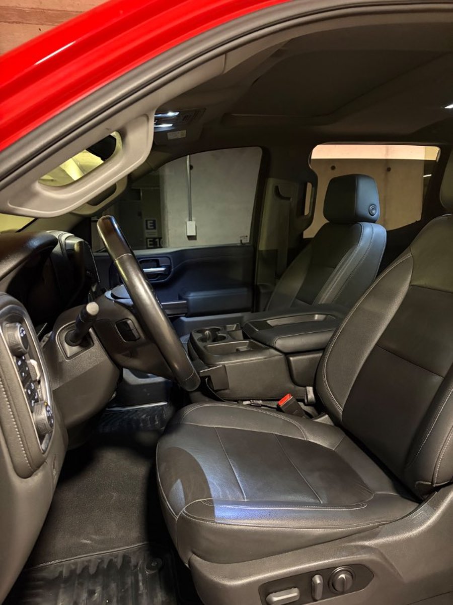 CHEVROLET SILVERADO 5.3 LT TRAILBOSS 4X4 Z71 AT 4P 2022 - Imagen 12 de 18