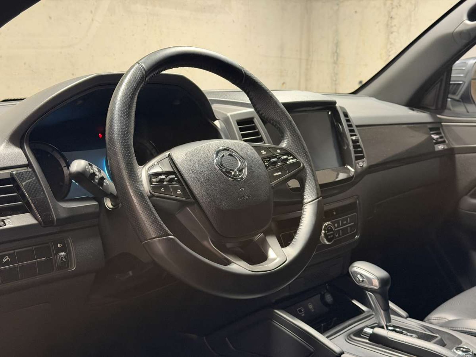 SsangYong MUSSO 2.2 LIMITED TD DIESEL 4WD AT6 4P 2022 - Imagen 14 de 20