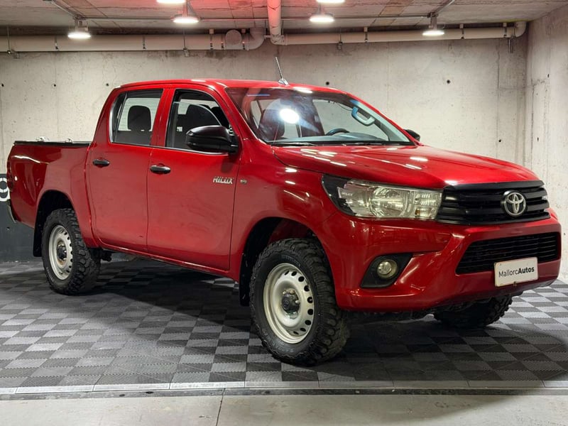 Toyota HILUX 2.4 DX DIESEL 4X4 DOB. CAB. 7AB MT 4P 2023