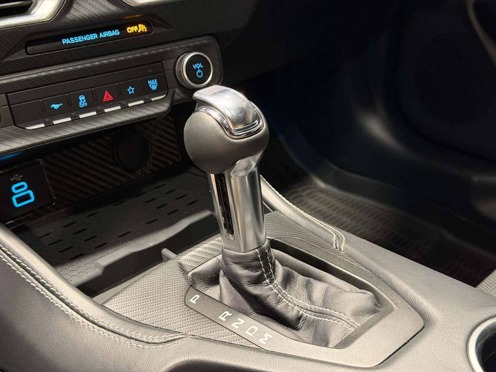 Ford MUSTANG 5.0 GT PREMIUM 4X2 COUPE AT 2P 2024 - Imagen 18 de 18