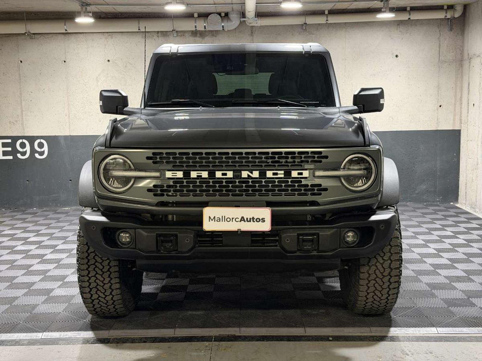 Ford BRONCO 2.7 BADLANDS 4WD AT 5P 2026 - Foto 2 de 18