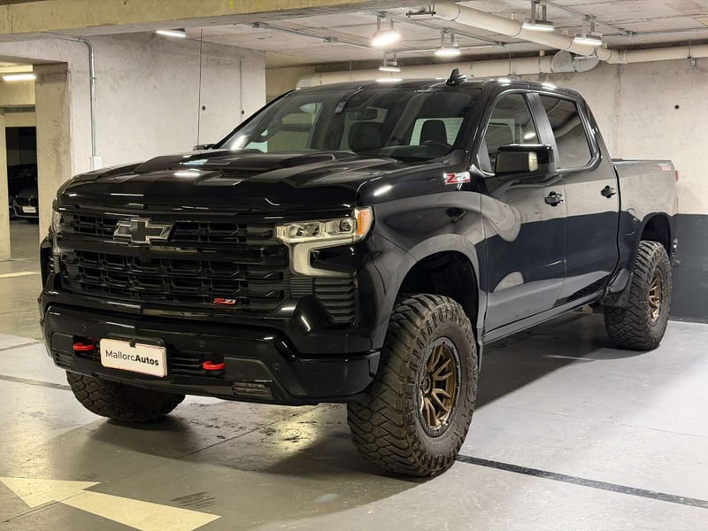 Chevrolet SILVERADO 5.3 LT R TRAIL BOSS Z71 4X4 AT 4P 2025 - Imagen 3 de 19