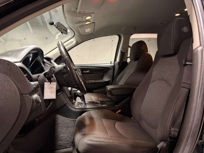 Chevrolet TRAVERSE 3.6L LT FWD AT 5P 2016 - Imagen 10 de 20