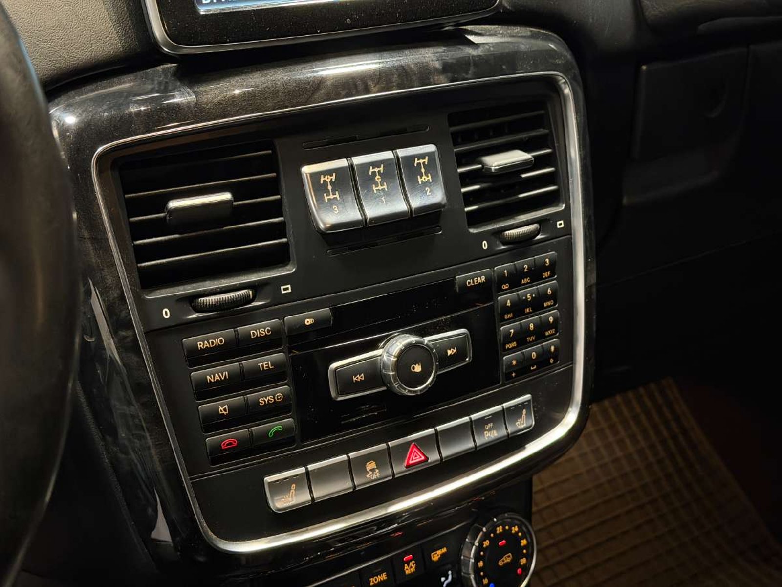 Mercedes-Benz G 350 3.0 BLUETEC DIESEL 4X4 AT 5P 2015 - Imagen 20 de 20