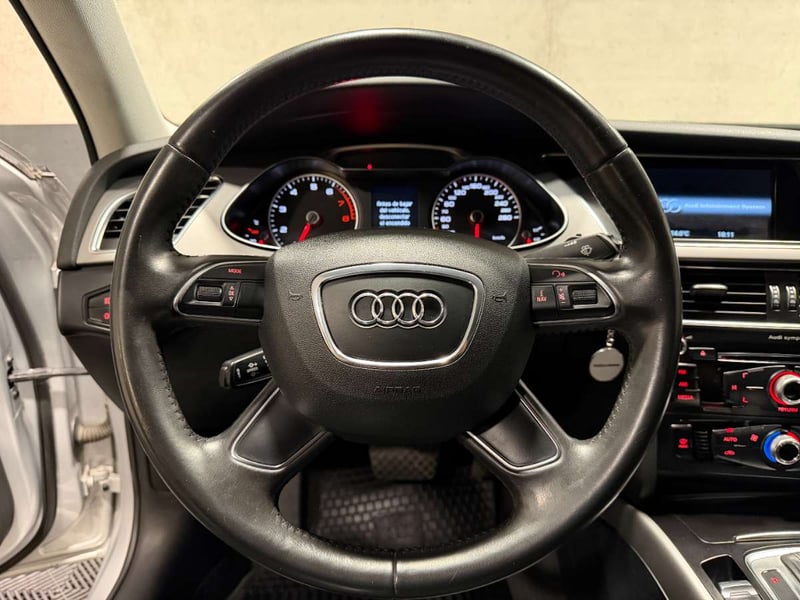 Audi A4 1.8 TFSI 4X2 170HP MULTITRONIC AT 4P 2013 - Imagen 15 de 19