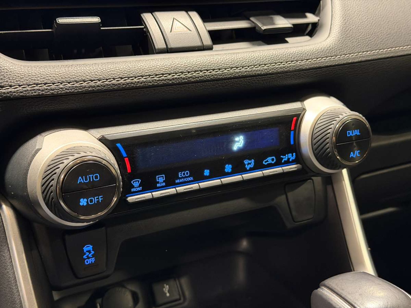 Toyota RAV4 2.5 XLE HYBRID HV 4X2 CVT AT 5P 2021 - Imagen 19 de 20