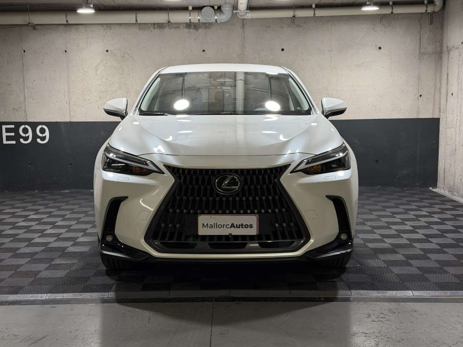 Lexus NX350H 2.5 PREMIUM HIB 4X2 AT 5P 2025 - Foto 2 de 20