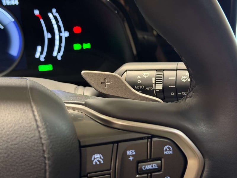 Lexus NX350H 2.5 PREMIUM HIB 4X2 AT 5P 2025 - Imagen 17 de 20