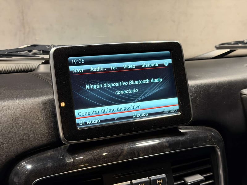 Mercedes-Benz G 350 3.0 BLUETEC DIESEL 4X4 AT 5P 2015 - Imagen 18 de 20