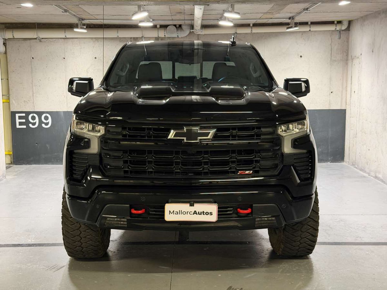 Chevrolet SILVERADO 5.3 LT R TRAIL BOSS Z71 4X4 AT 4P 2025 - Foto 2 de 19