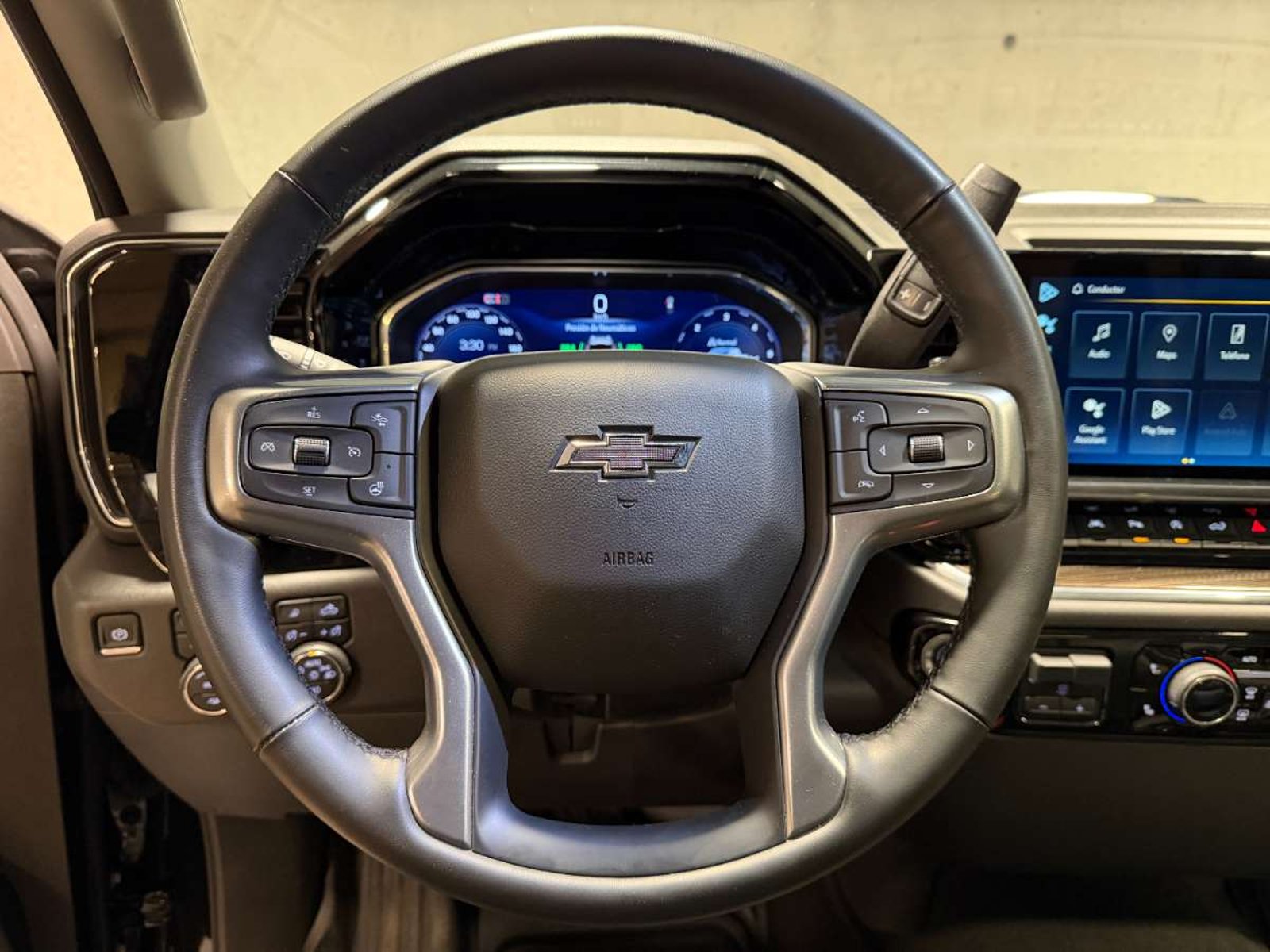 CHEVROLET SILVERADO 5.3 LT R TRAIL BOSS Z71 4X4 AT 4P 2025 - Imagen 15 de 19
