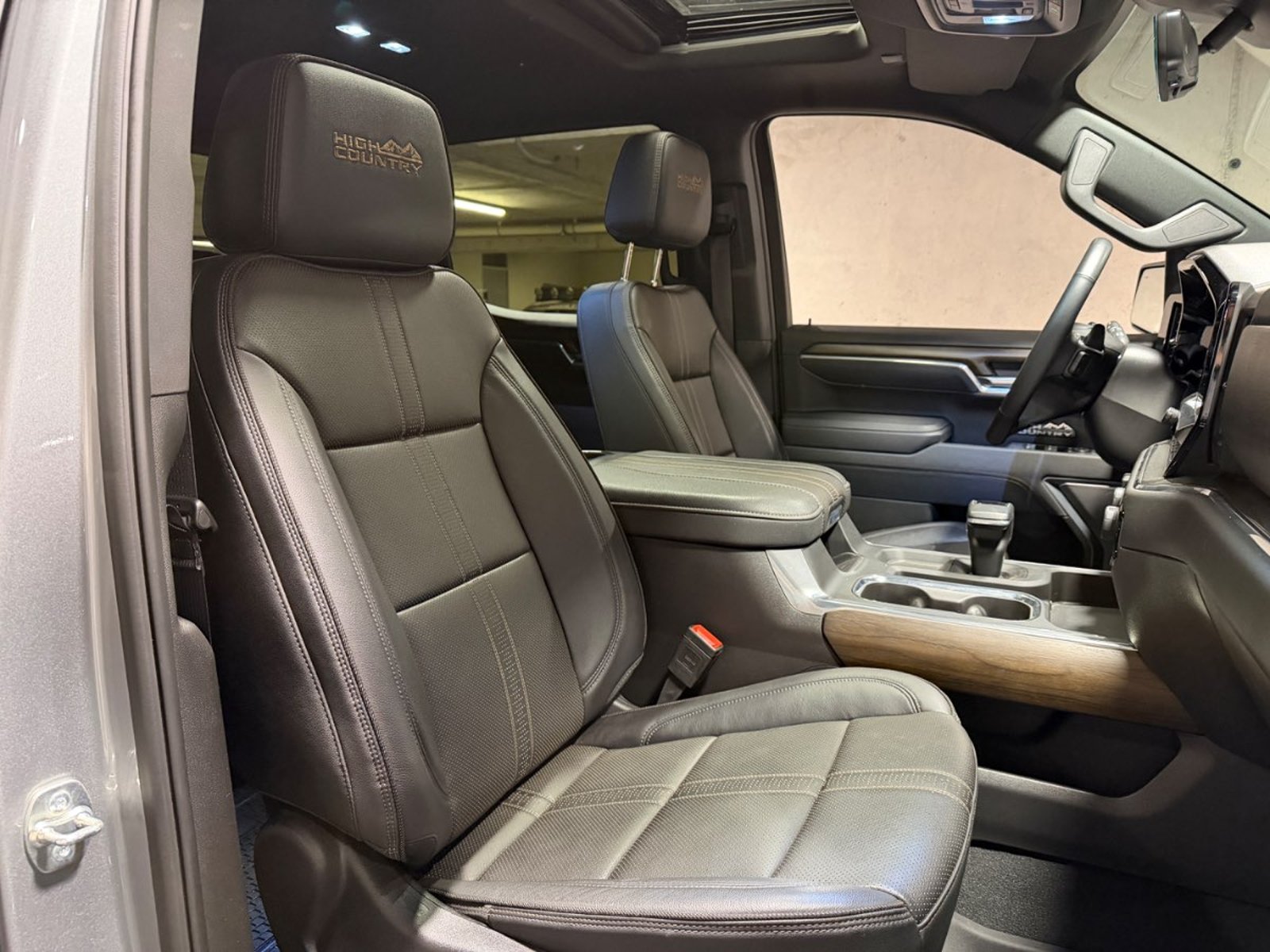 Chevrolet SILVERADO 3.0TD HIGH COUNTRY AUTO DC 4WD R 3.0TD HIGH COUNTRY AUTO DC 4WD R 2025 - Imagen 9 de 20