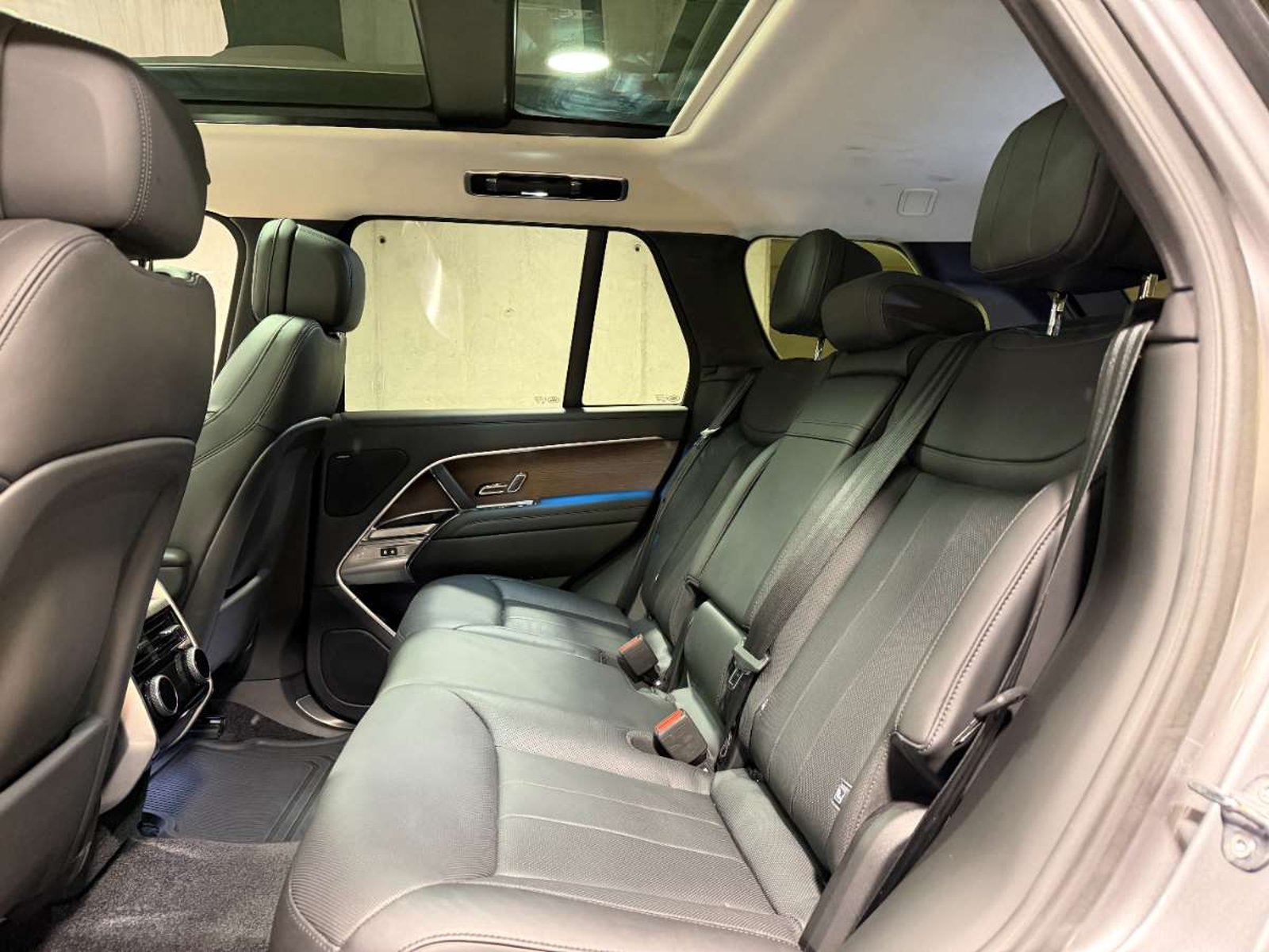 Land Rover RANGE ROVER SE 2024 - Imagen 11 de 20
