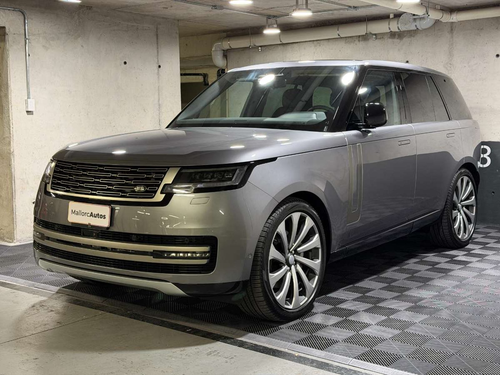 Land Rover RANGE ROVER SE 2024 - Foto 3 de 20