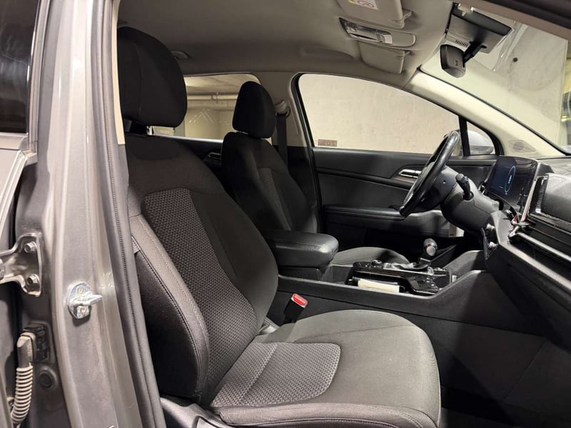 Kia SPORTAGE 2.0 EX DSL 2WD 8AT 5P 2022 - Imagen 9 de 20
