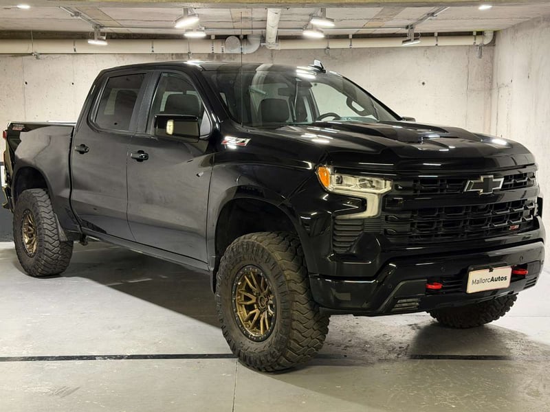 Chevrolet SILVERADO 5.3 LT R TRAIL BOSS Z71 4X4 AT 4P 2025