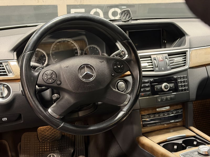 Mercedes-Benz E500 AVANTGARD 2011 - Imagen 14 de 20