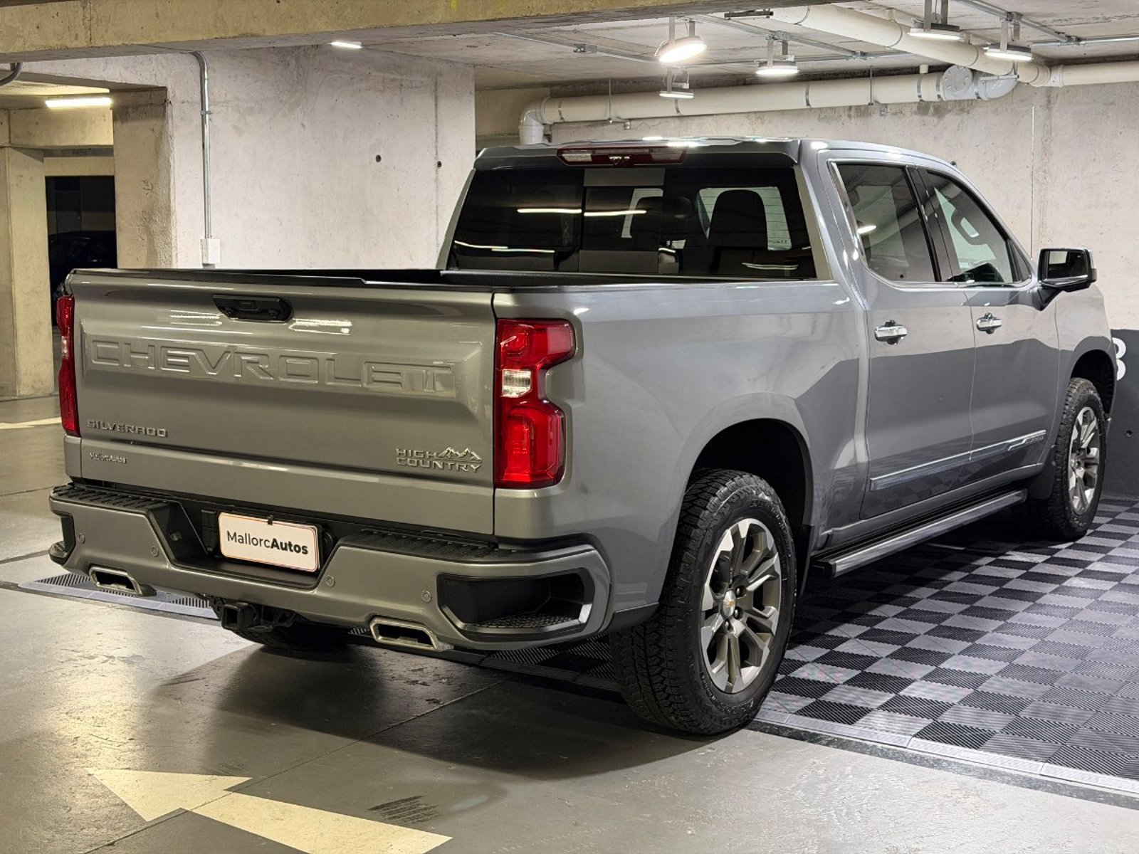 Chevrolet SILVERADO 3.0TD HIGH COUNTRY AUTO DC 4WD R 3.0TD HIGH COUNTRY AUTO DC 4WD R 2025 - Imagen 6 de 20