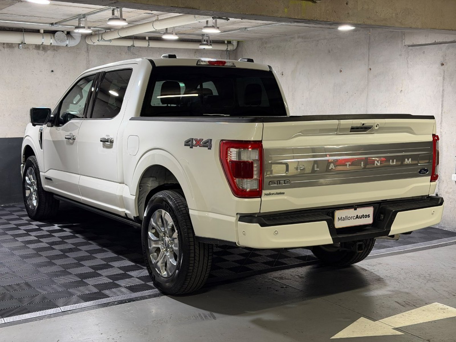 Ford F-150 3.5 PLATINUM HEV HYBRID DOB. CAB. 4X4 AT 4P 2024 - Imagen 4 de 20
