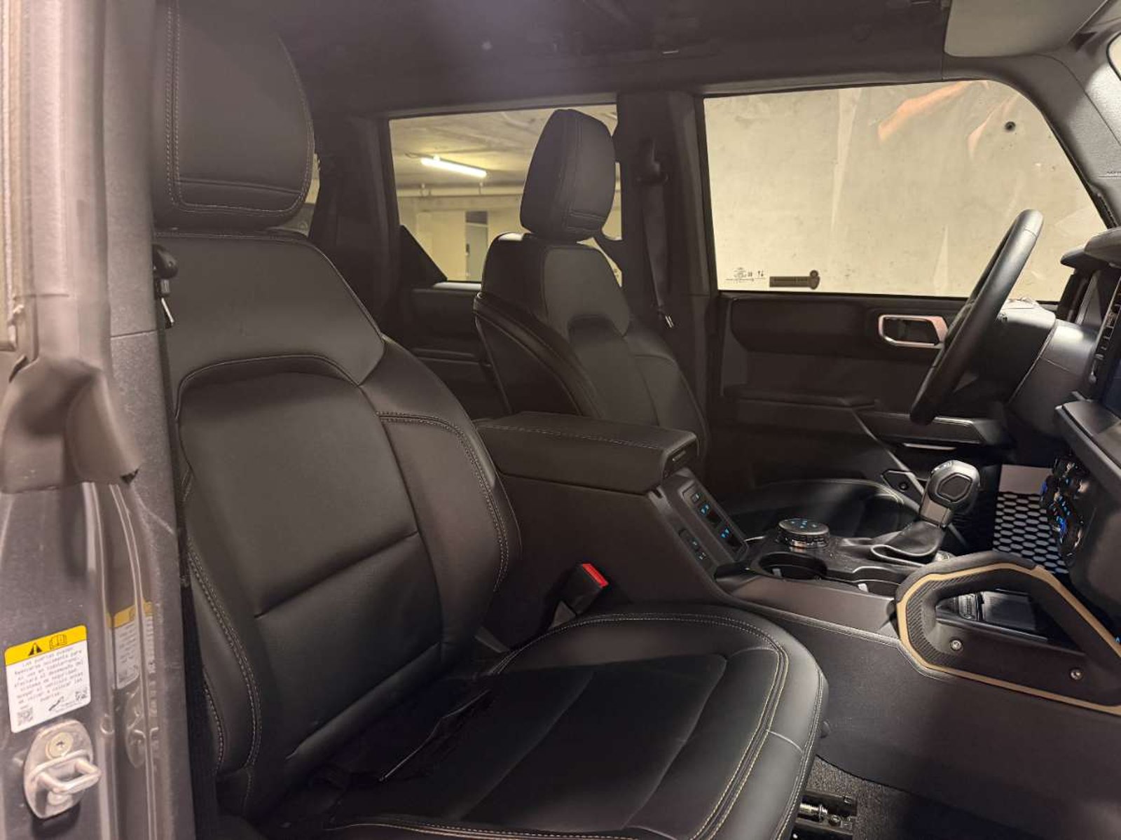 Ford BRONCO 2.7 BADLANDS 4WD AT 5P 2026 - Imagen 9 de 18