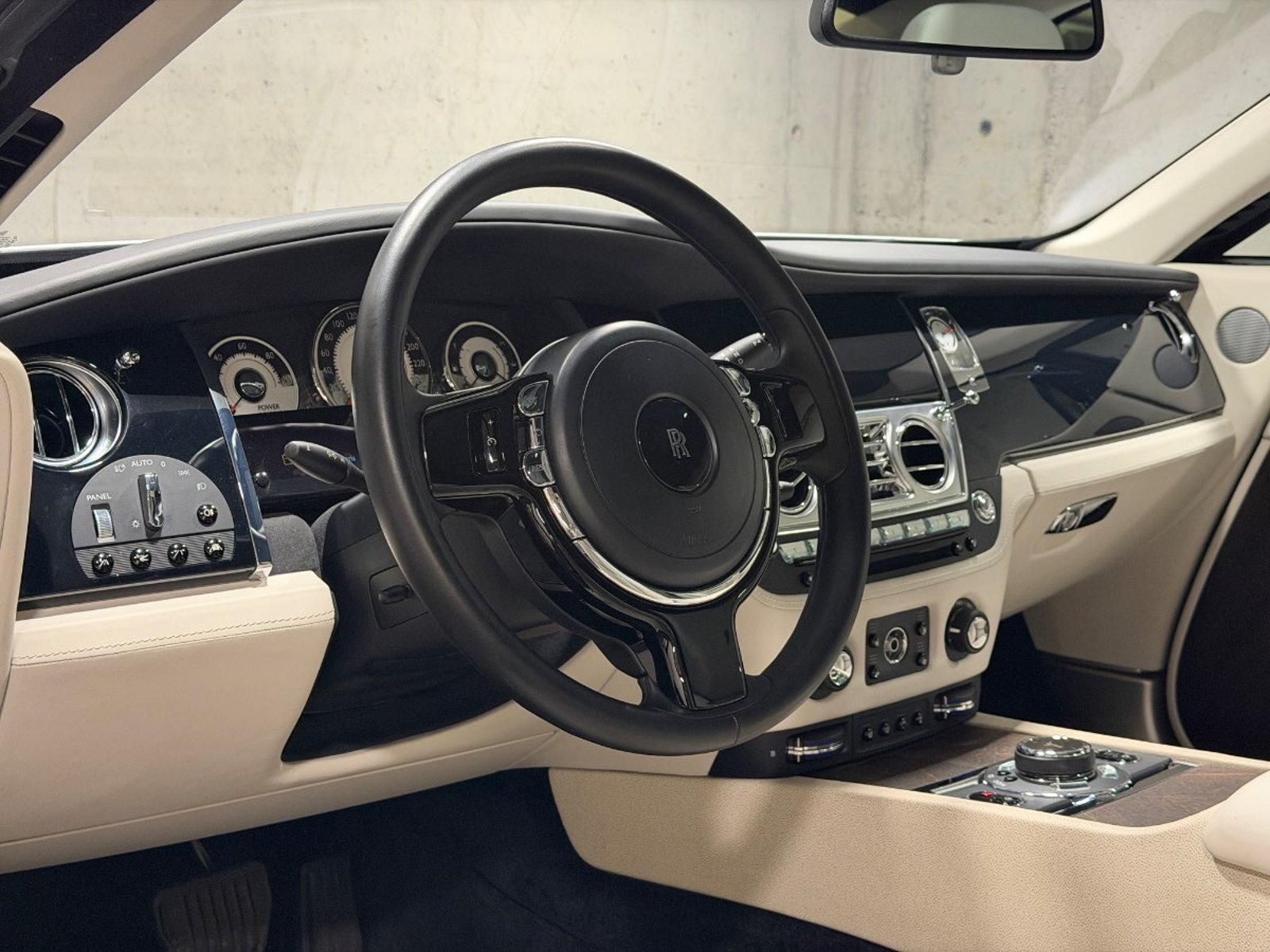 Rolls-Royce Wraith 2015 - Imagen 13 de 18