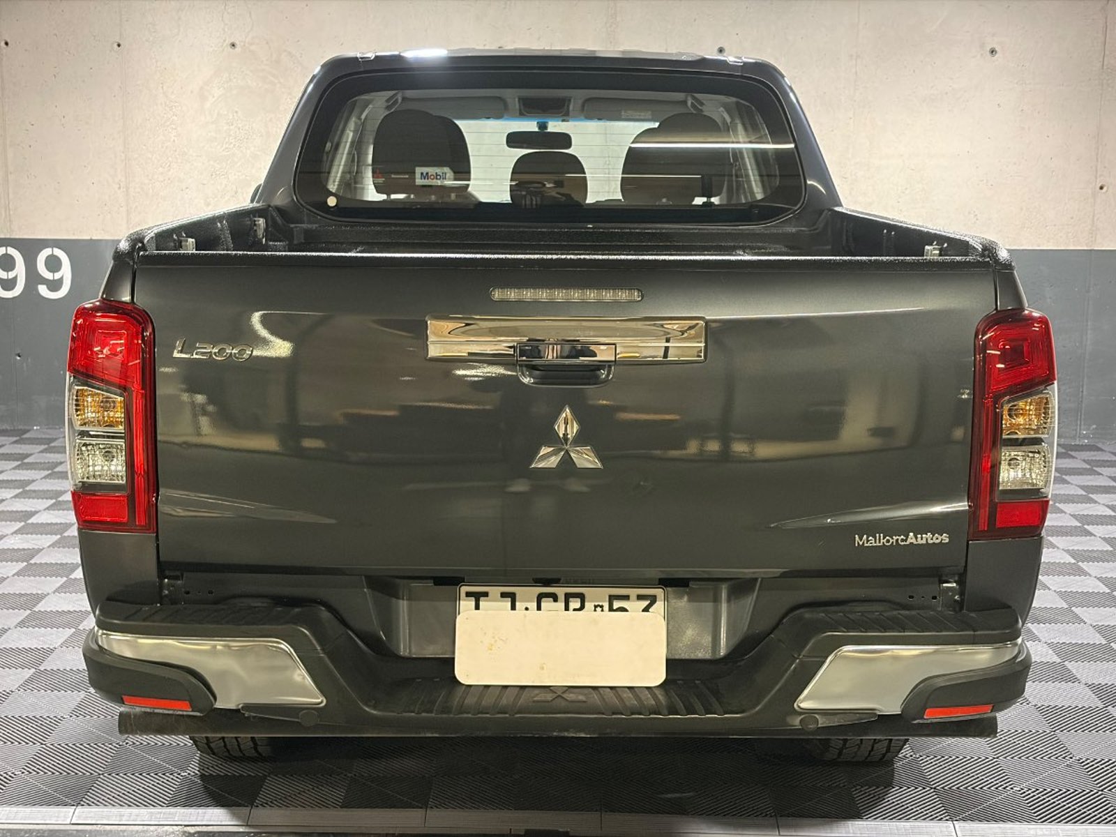 Mitsubishi L200 2.2 KATANA CRT DIESEL DOB. CAB. 4X4 MT 4P 2024 - Imagen 6 de 19
