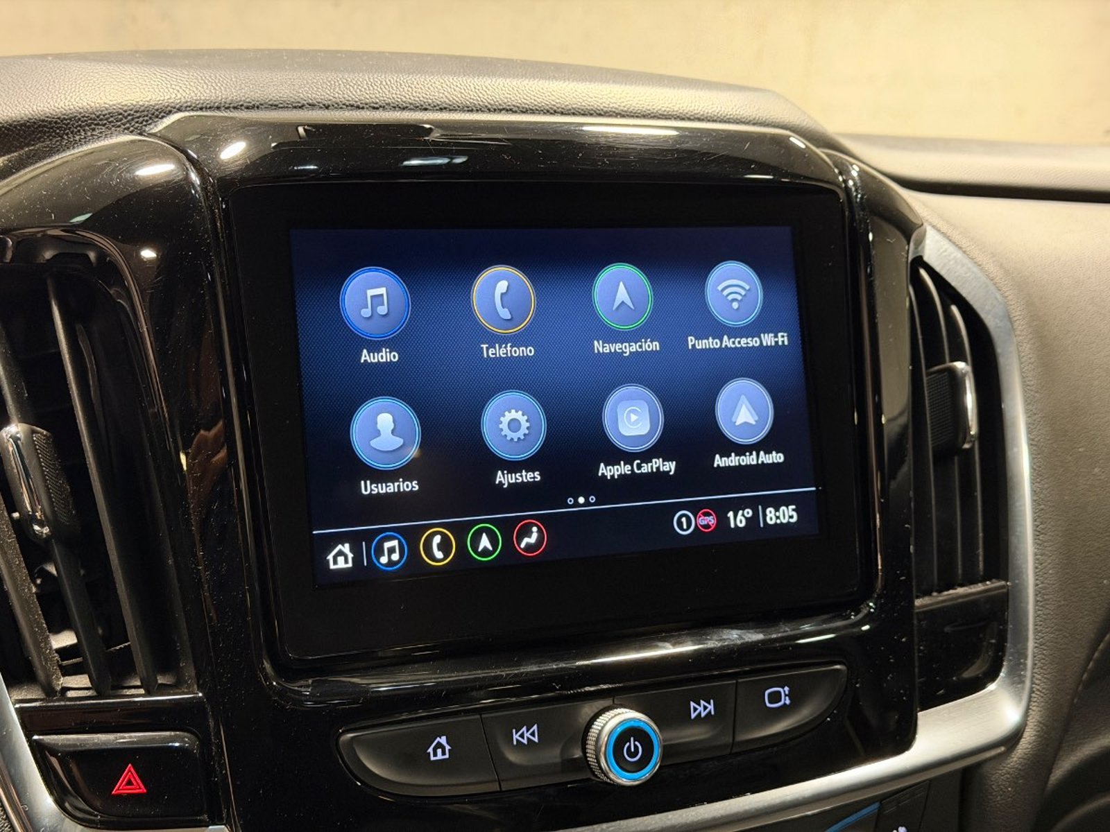 Chevrolet TRAVERSE 3.6L PREMIER AWD II AT 5P 2023 - Imagen 17 de 19